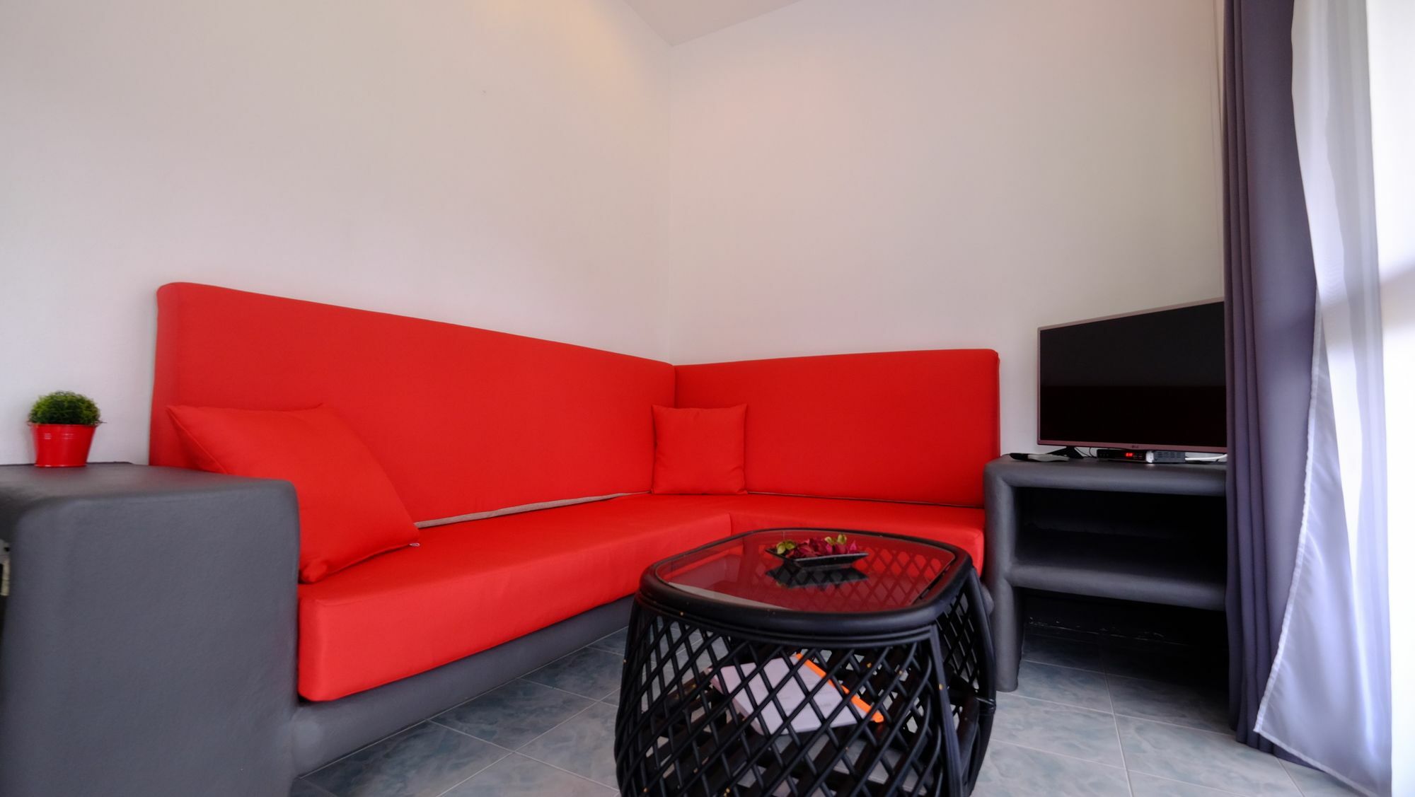 Marilyns Residential Resort Maret エクステリア 写真