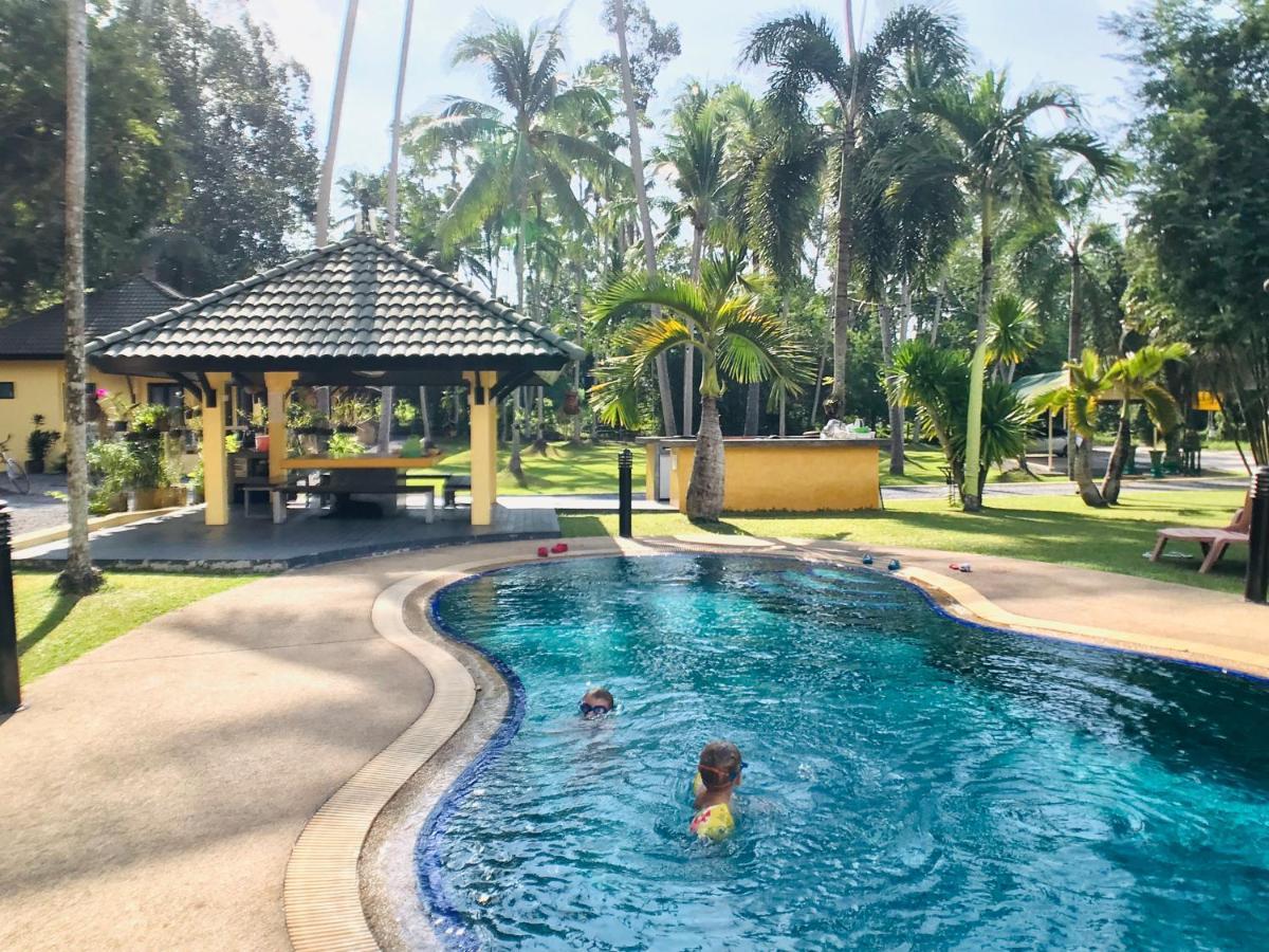 Marilyns Residential Resort Maret エクステリア 写真